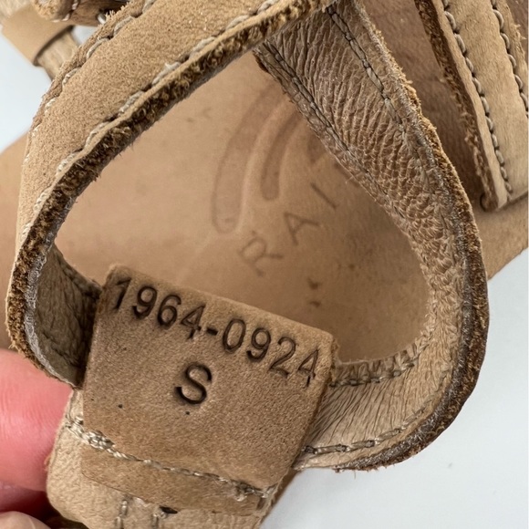 Rainbow brown leather braided T- Strap flat sandals - Picture 8 of 10